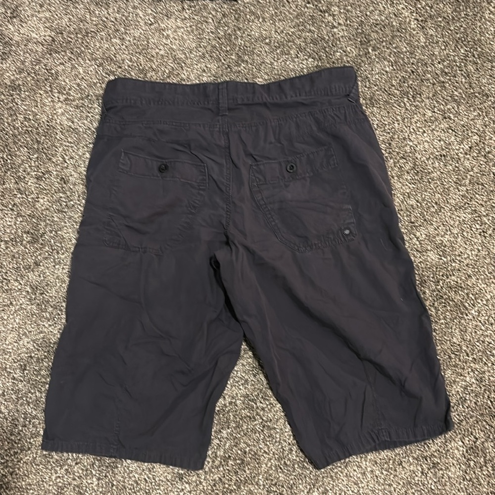 Helix shorts - Picture 3 of 3